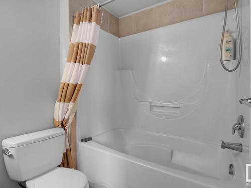 1801 10152 104 Street, Edmonton, AB - Indoor Photo Showing Bathroom