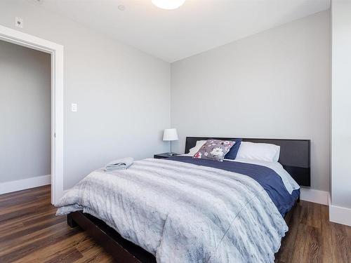 1701 11969 Jasper Avenue, Edmonton, AB - Indoor Photo Showing Bedroom