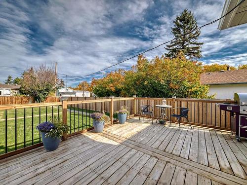 Holden, AB - Outdoor With Deck Patio Veranda With Exterior