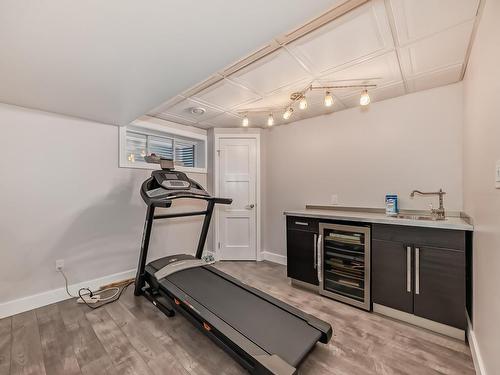 3503 Goodridge Bay Nw, Edmonton, AB - Indoor Photo Showing Gym Room