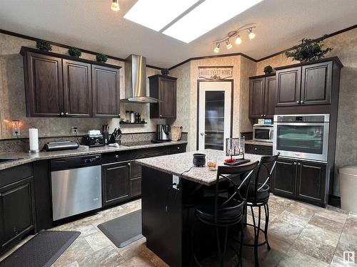 4607 57 Street, Two Hills, AB - Indoor Photo Showing Kitchen