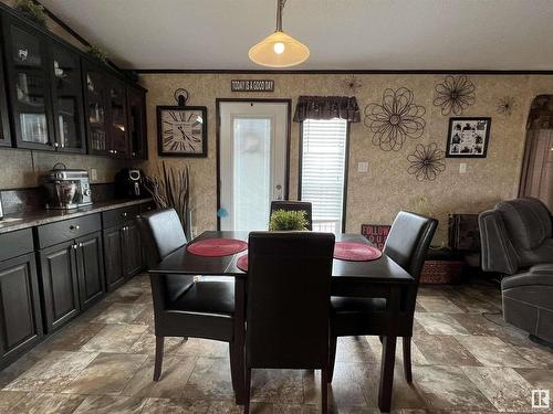 4607 57 Street, Two Hills, AB - Indoor Photo Showing Dining Room