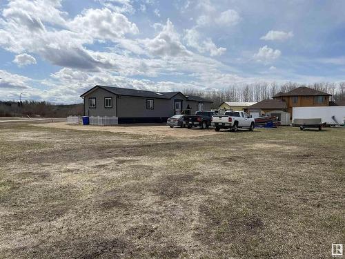 4607 57 Street, Two Hills, AB - Outdoor