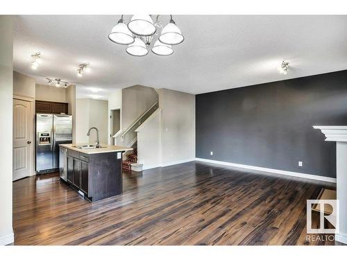 11620 17 Avenue, Edmonton, AB - Indoor Photo Showing Kitchen