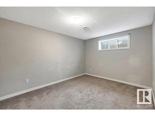 11620 17 Avenue, Edmonton, AB - Indoor Photo Showing Other Room