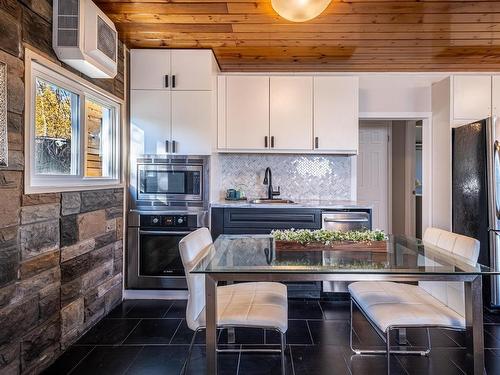 482 Lakeview Drive, Rural Lac Ste. Anne County, AB - Indoor Photo Showing Kitchen