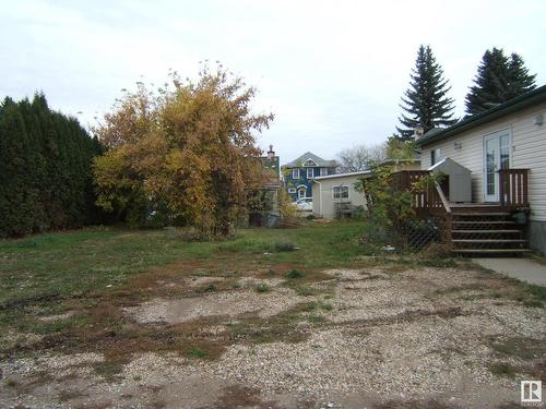 5012 52 St, Mundare, AB 