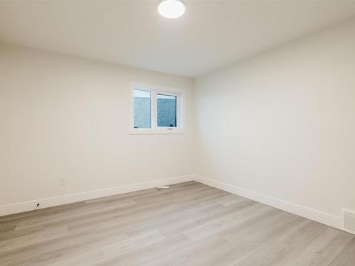 54 Prescott Boulevard, Spruce Grove, AB - Indoor Photo Showing Other Room