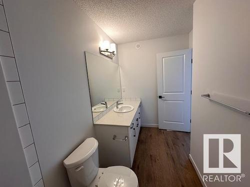 5 13119 209 Street Nw, Edmonton, AB - Indoor Photo Showing Bathroom