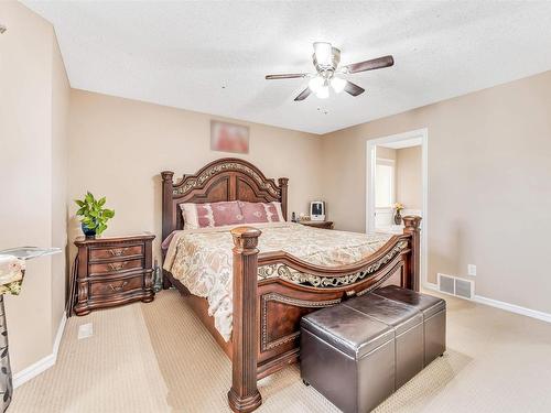 2012 33A Avenue, Edmonton, AB - Indoor Photo Showing Bedroom