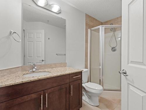 102 10524 77 Avenue, Edmonton, AB - Indoor Photo Showing Bathroom