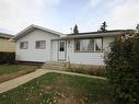 10606 97 Av, Morinville, AB 