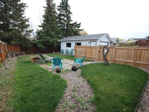 10606 97 Av, Morinville, AB 