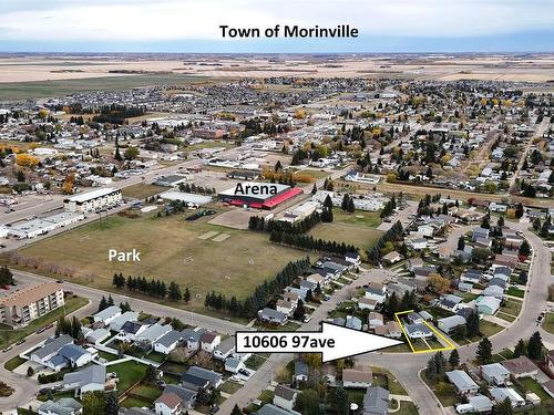 10606 97 Av, Morinville, AB 