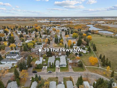 39 The Parkway Nw, Edmonton, AB 