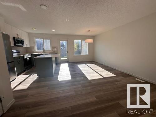 6 13119 209 Street, Edmonton, AB - Indoor Photo Showing Kitchen