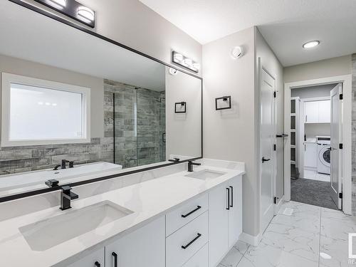 516 Merlin Landing Landing, Edmonton, AB - Indoor Photo Showing Bathroom