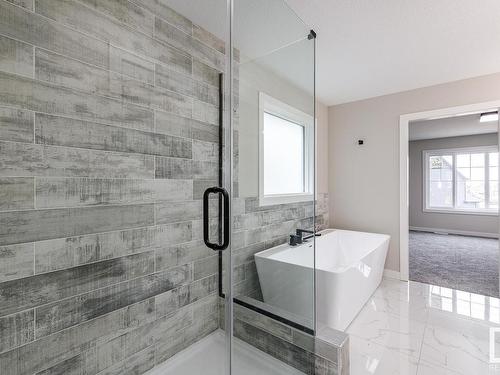 516 Merlin Landing Landing, Edmonton, AB - Indoor Photo Showing Bathroom