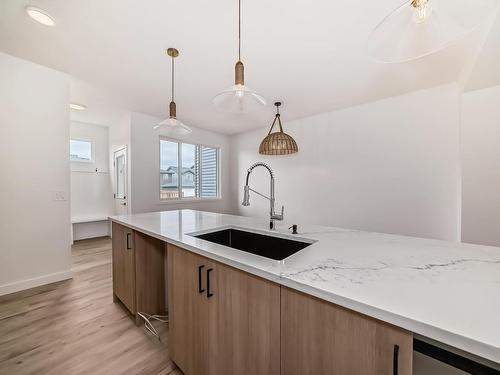 3344 168 Street, Edmonton, AB - Indoor Photo Showing Kitchen