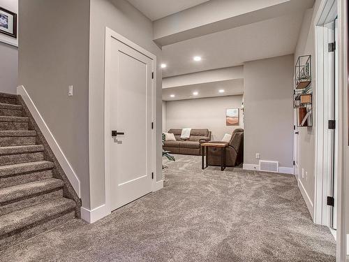 44 Amesbury Wynd, Sherwood Park, AB - Indoor Photo Showing Other Room