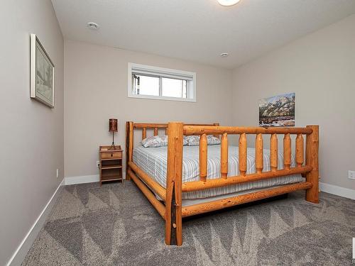 44 Amesbury Wynd, Sherwood Park, AB - Indoor Photo Showing Bedroom