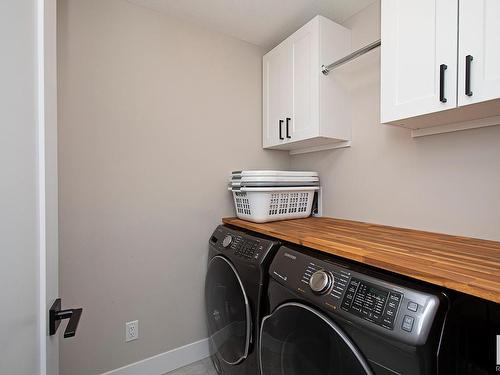 44 Amesbury Wynd, Sherwood Park, AB - Indoor Photo Showing Laundry Room