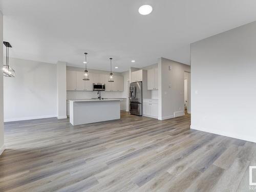 1835 Westerra Loop, Stony Plain, AB - Indoor Photo Showing Kitchen