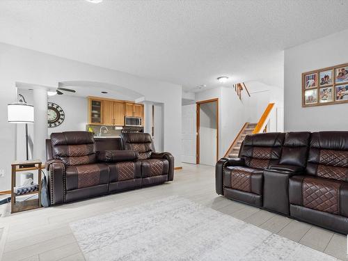 37 Highridge Way, Stony Plain, AB 