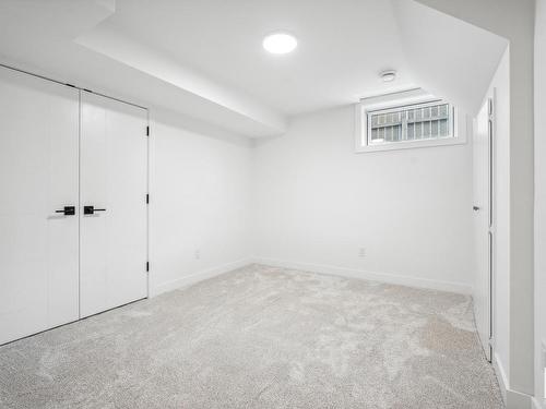 Edmonton, AB - Indoor Photo Showing Other Room