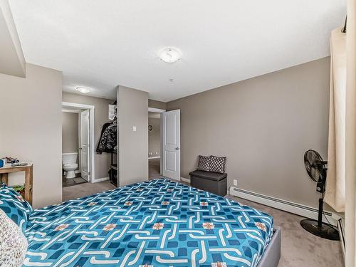 202 5390 Chappelle Road, Edmonton, AB - Indoor Photo Showing Bedroom