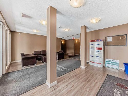 202 5390 Chappelle Road, Edmonton, AB - Indoor Photo Showing Other Room