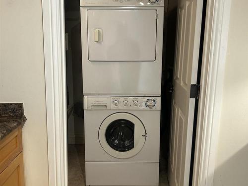 214 13005 140 Avenue, Edmonton, AB - Indoor Photo Showing Laundry Room