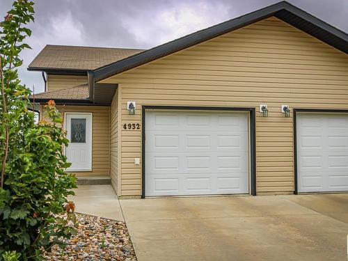 4932 46 Avenue, St. Paul Town, AB - Outdoor