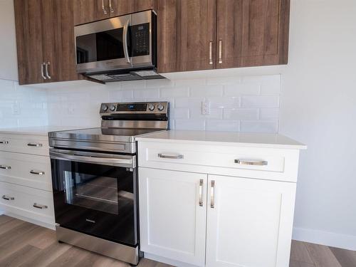 25 Waverly Way, Fort Saskatchewan, AB - Indoor Photo Showing Kitchen