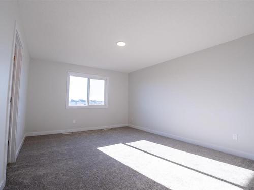 25 Waverly Way, Fort Saskatchewan, AB - Indoor Photo Showing Other Room