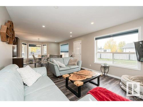 4 Westpark Wd, Fort Saskatchewan, AB 