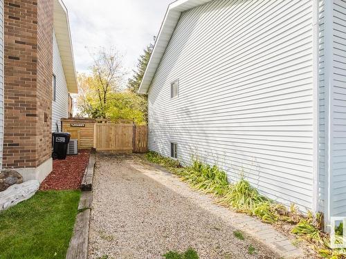 4015 34A Avenue, Edmonton, AB 