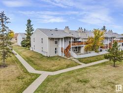 #31 2703 79 ST NW  Edmonton, AB T6K 3Z6