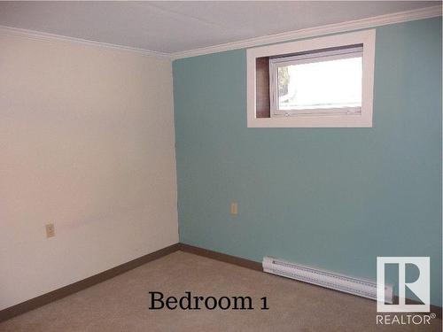 3409 Erickson Drive, Camrose, AB - Indoor Photo Showing Other Room