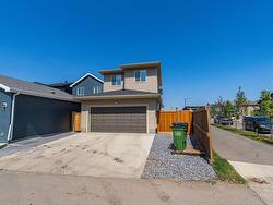 15617 18 AV SW  Edmonton, AB T6W 5C2