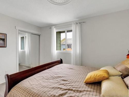 904 Abbottsfield Road, Edmonton, AB - Indoor Photo Showing Bedroom