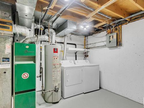 904 Abbottsfield Road, Edmonton, AB - Indoor Photo Showing Laundry Room