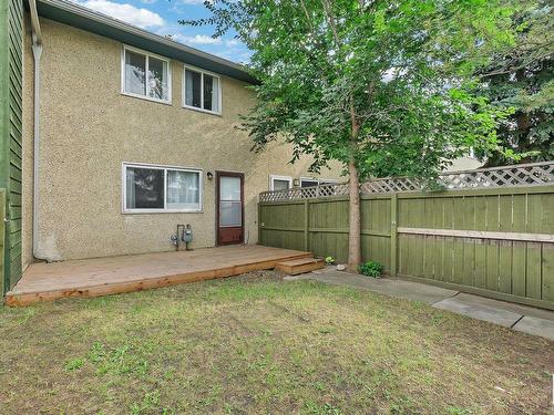 904 Abbottsfield Road, Edmonton, AB - Outdoor