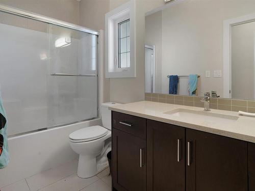 1540 151 Avenue, Edmonton, AB - Indoor Photo Showing Bathroom