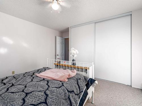 406 57 Brown Street, Stony Plain, AB - Indoor Photo Showing Bedroom