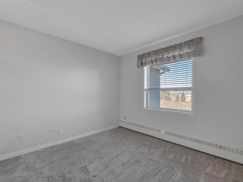 403 9760 176 Street, Edmonton, AB - Indoor Photo Showing Other Room