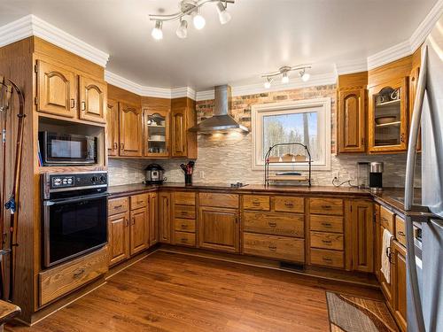 48030B Rge Road 85, Rural Brazeau County, AB - Indoor Photo Showing Kitchen