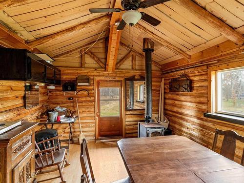 48030B Rge Road 85, Rural Brazeau County, AB - Indoor Photo Showing Dining Room