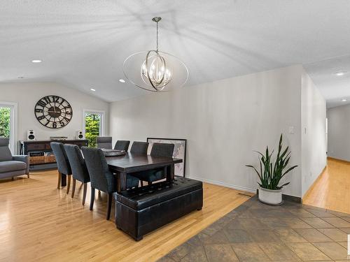 277 52514 Rge Road 223, Rural Strathcona County, AB - Indoor Photo Showing Dining Room