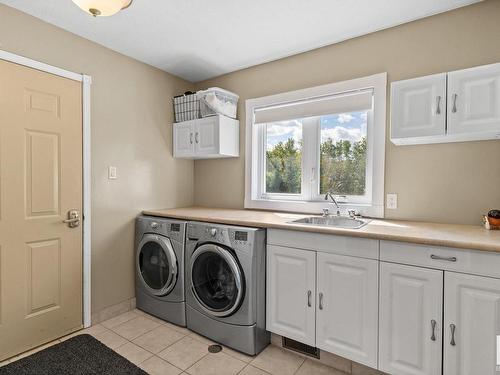 277 52514 Rge Road 223, Rural Strathcona County, AB - Indoor Photo Showing Laundry Room